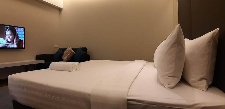 Miico Hotel @ Mount Austin