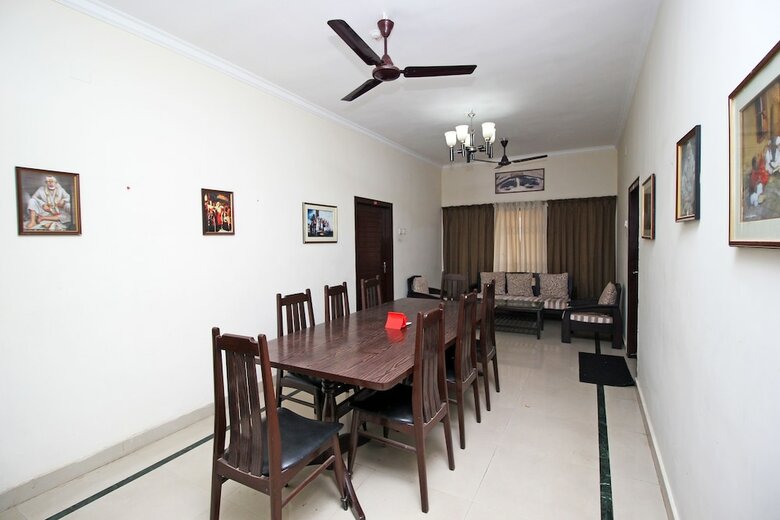 Hotel Oyo 7337 Sai Leela