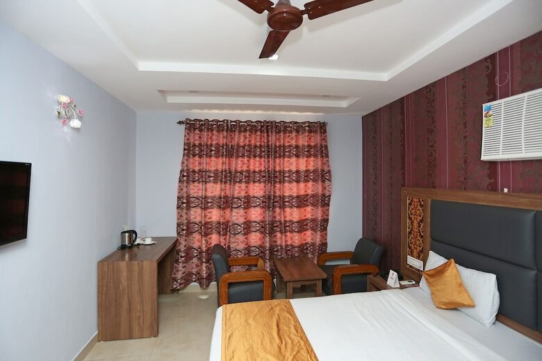 Hotel Oyo 5791 Mahabir Sheraton