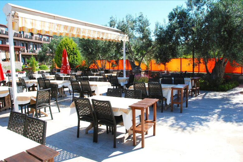 Assos Park Hotel