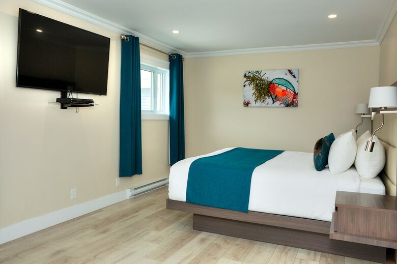Hotel Royal Inn & Suites