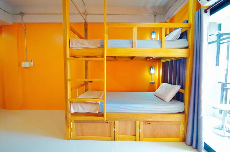 Hostal Nomad Hostel Krabi