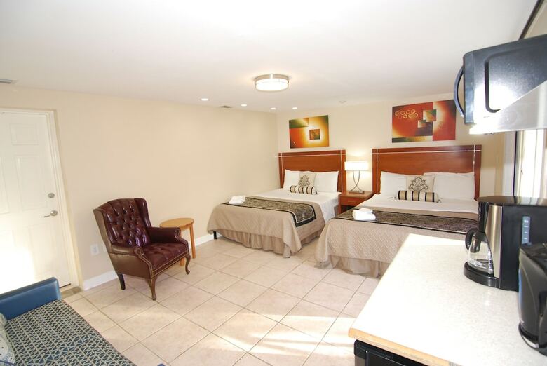 Hostal Sheridan Guesthouse
