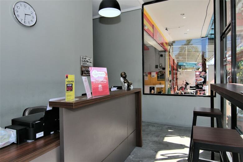 Hostal Zen Hostel Jalan Patimura Legian