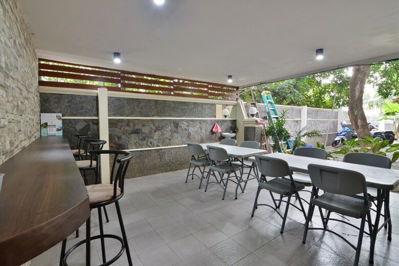Hotel 555 Guest House