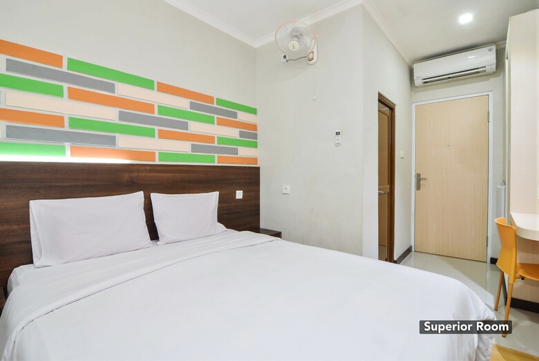 Hotel 555 Guest House