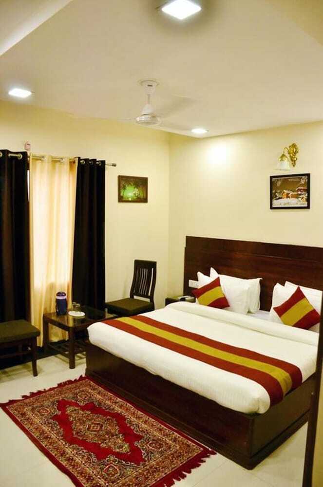 Hotel 49
