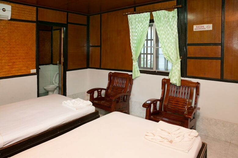 Hotel Haadrin Resort