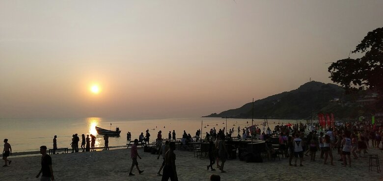 Hotel Haadrin Resort