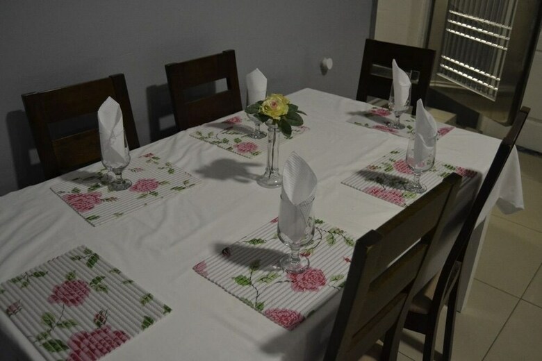 Hotel Thembisi Guesthouse