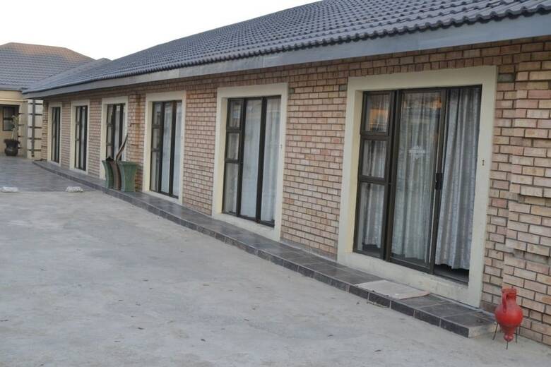 Hotel Thembisi Guesthouse
