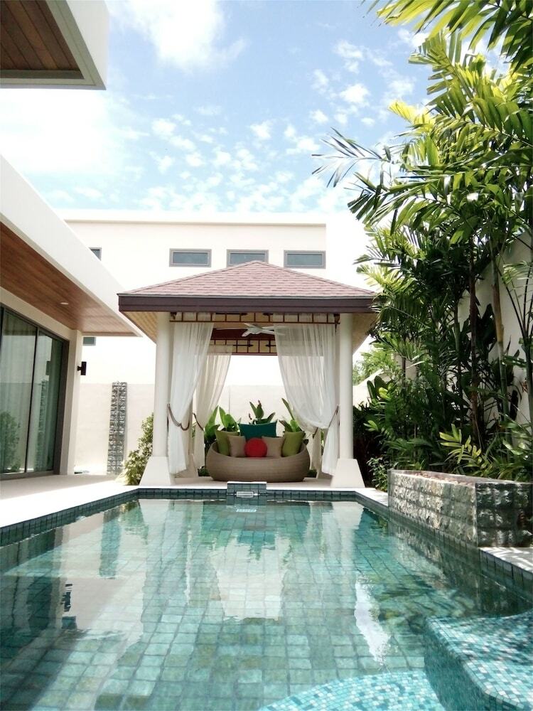 Rawai Ka Villa With Private Pool