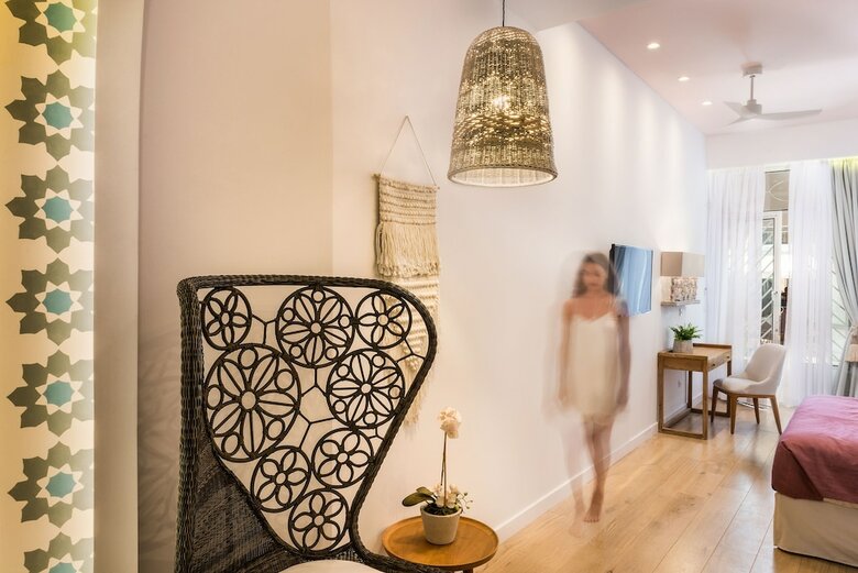 Hotel Aisha Petite Suites