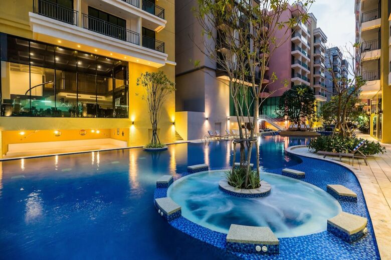 Citrus Grande Hotel Pattaya By Compass Hospitality