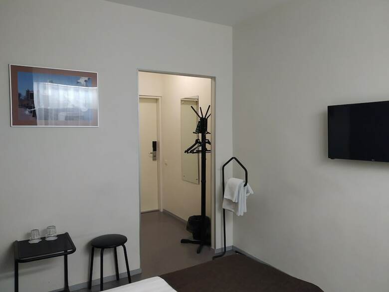 Kirovskie Dachi Motel