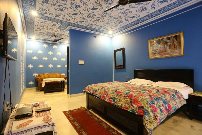 Hotel Ratan Niwas