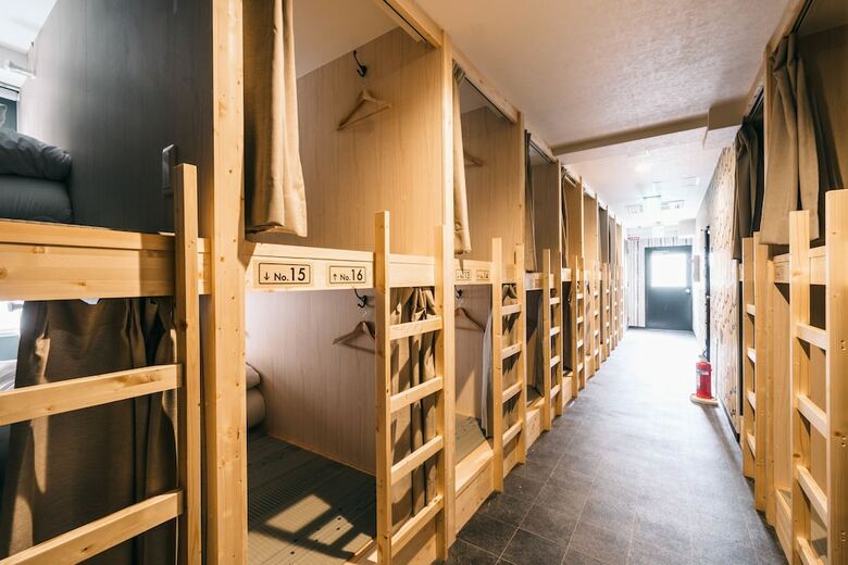 Hostal Ikidane House Namba Osaka - Hostel