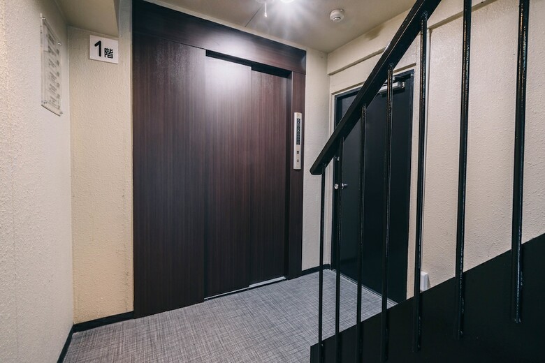 Hostal Ikidane House Namba Osaka - Hostel