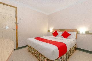 Oyo 764 Hotel Famous Inn