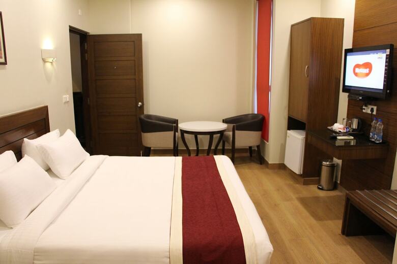 Hotel Purplebeds By Vits - Dasaprakash