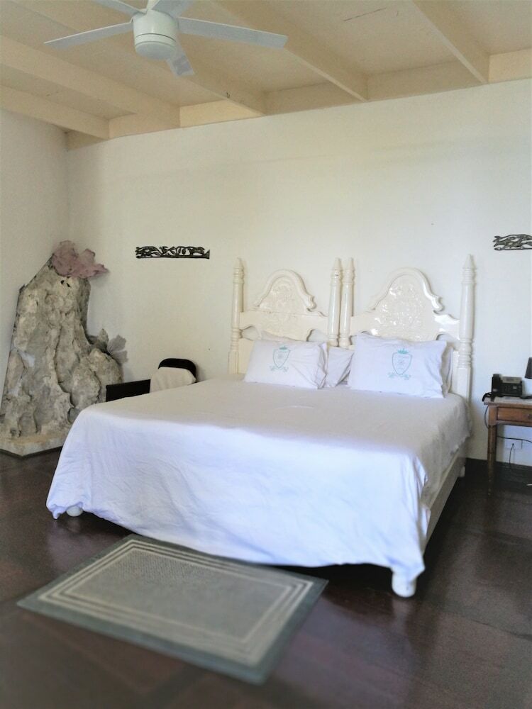 Hotel Marquis Paradise
