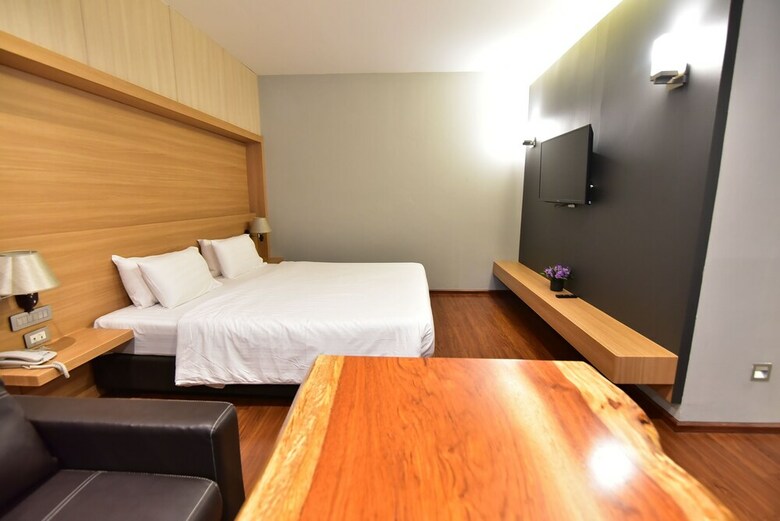 Hotel The Three Hat Yai