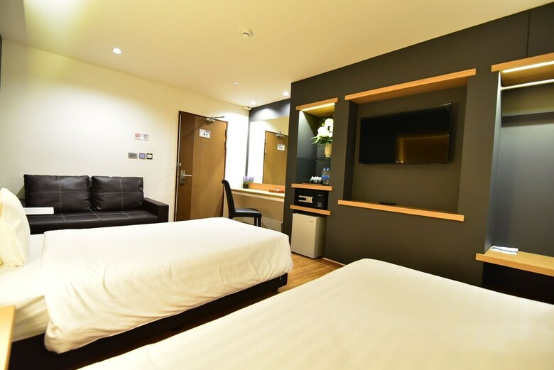 Hotel The Three Hat Yai
