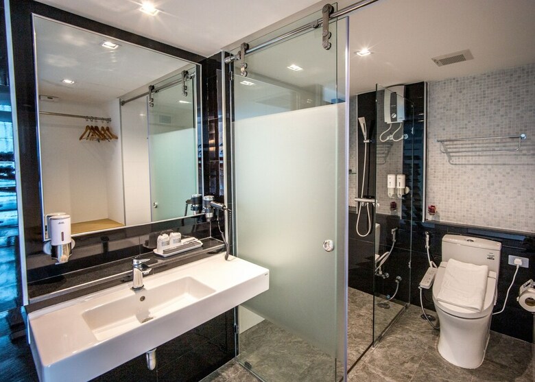 Hotel The Three Hat Yai