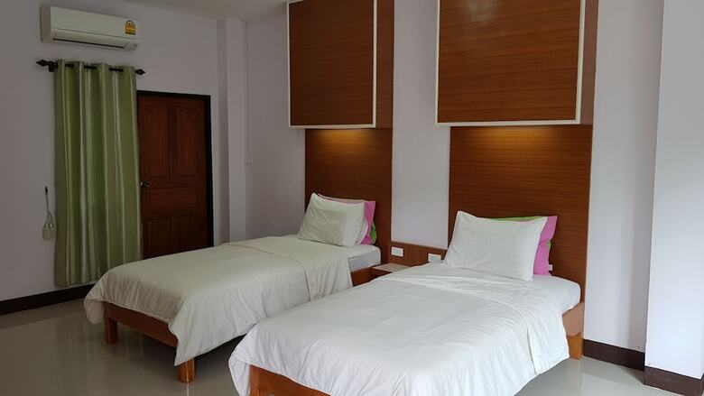 Hotel Nawaporn Resort
