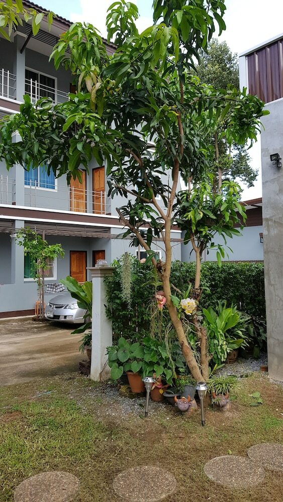 Hotel Nawaporn Resort