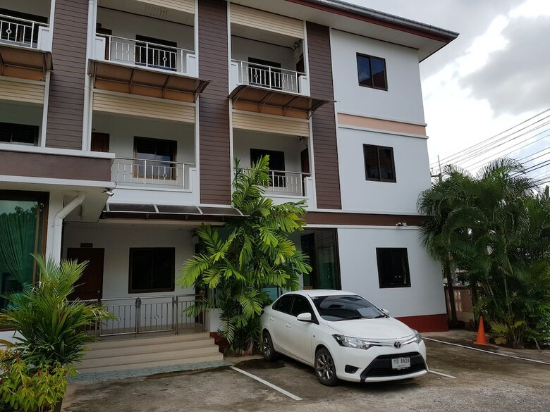 Hotel Chatchawan Apartment