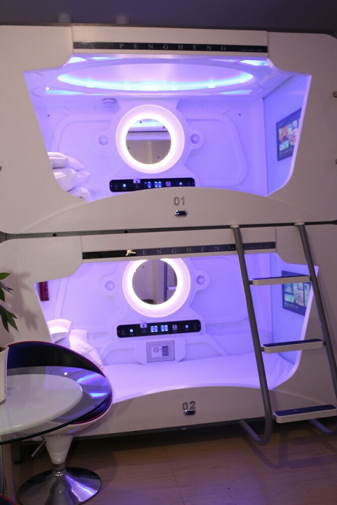 Hangzhou Space Capsule Hotel