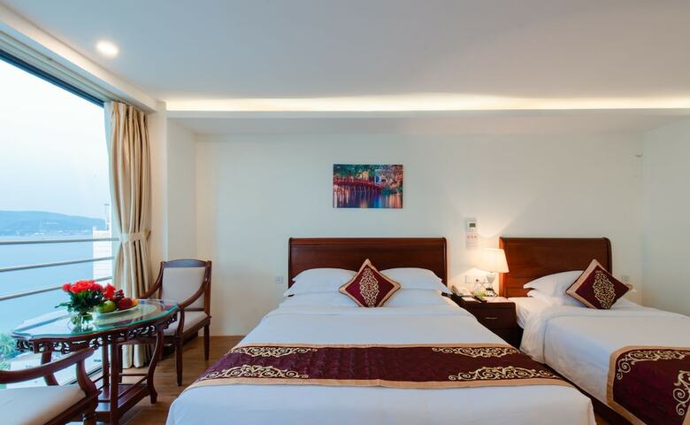 Red Sun Nha Trang Hotel