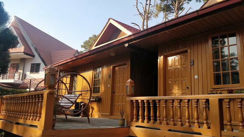 Bed & Breakfast Hillock Villa