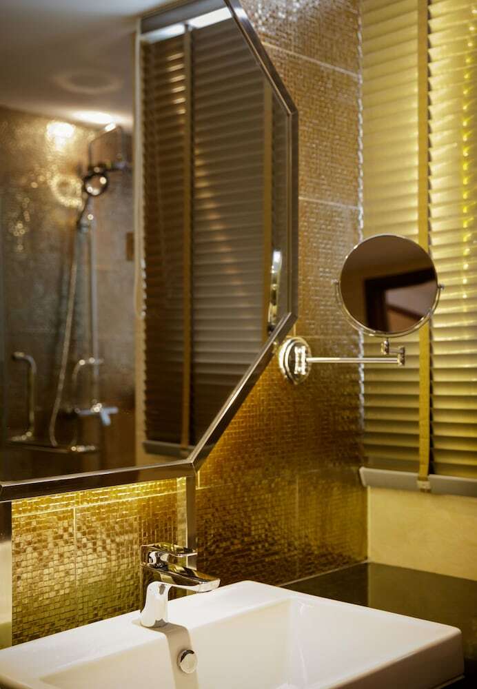 9 Suite Luxury Boutique Hotel