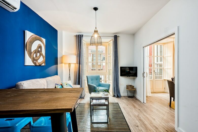 Apartamentos Iloftmalaga Plaza de Los Martires