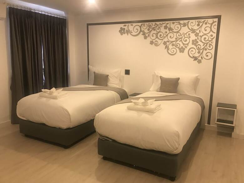 Hotel White House