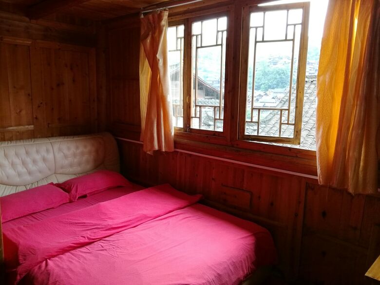 Hostal Spring Orchid Youth Hotel