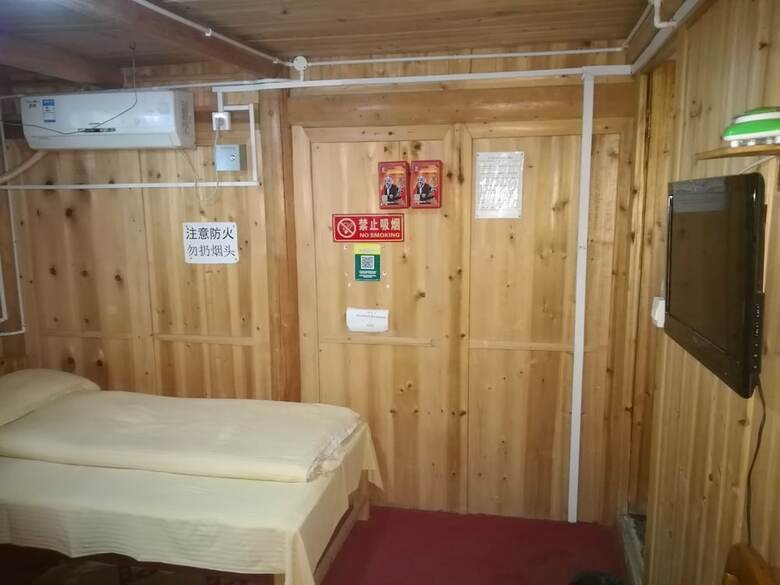 Hostal Spring Orchid Youth Hotel