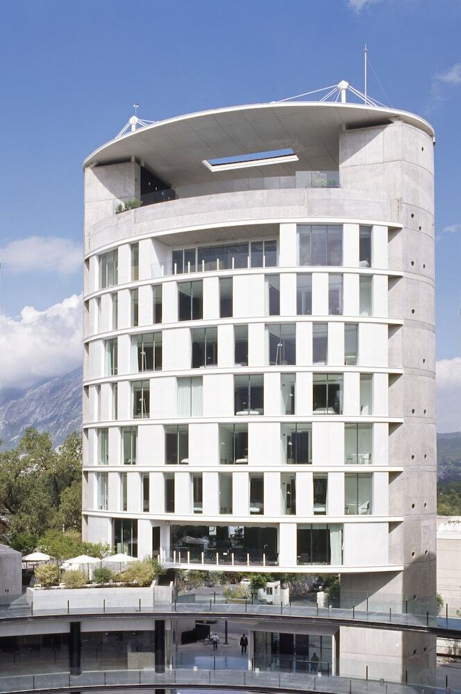 Hotel Habita Mty