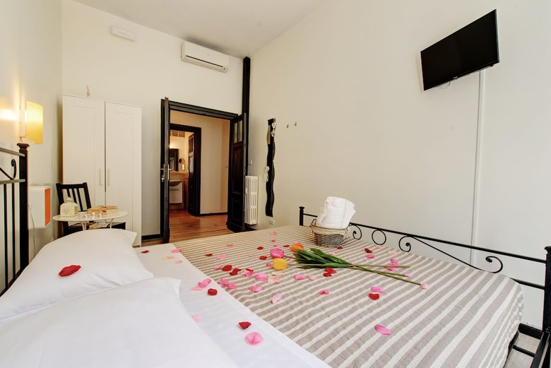 Hotel Ad Hoc Guest House