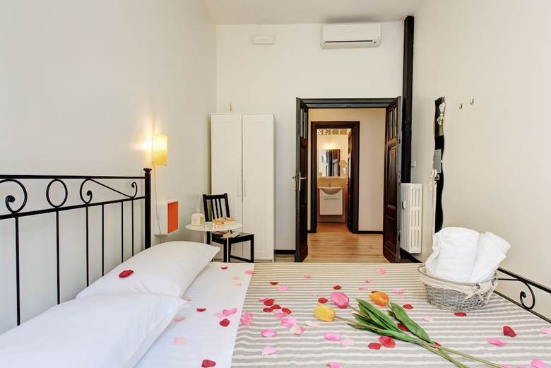 Hotel Ad Hoc Guest House