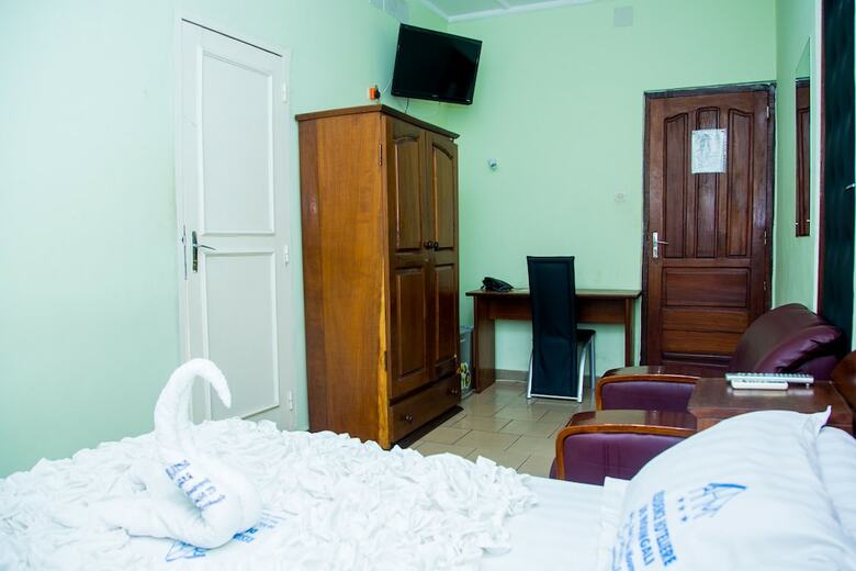 Hotel R�sidence H�teli�re de Moungali
