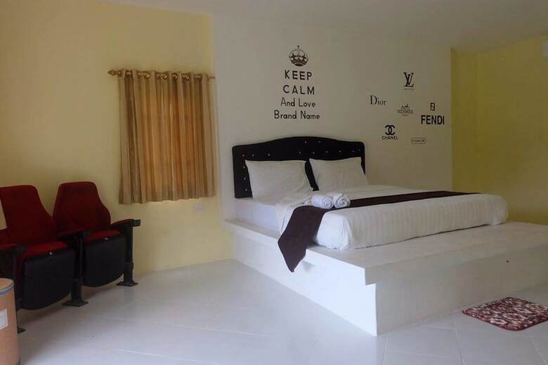 Hotel Phu Arun Resort