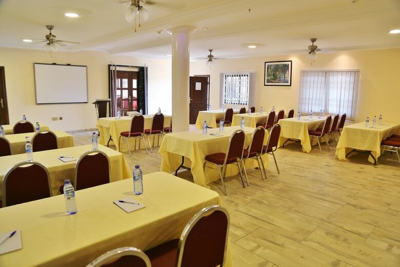 Eden Vale Hotel & Executive Training Cen