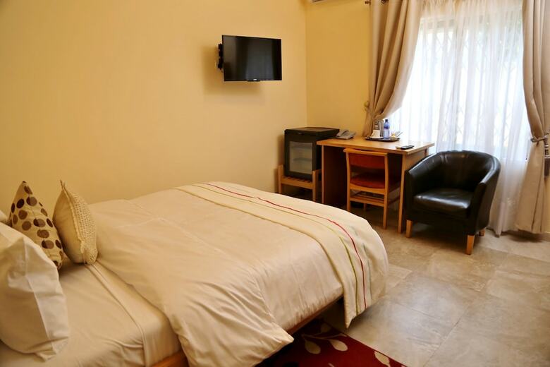 Eden Vale Hotel & Executive Training Cen