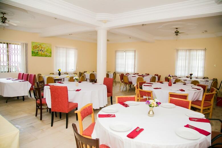 Eden Vale Hotel & Executive Training Cen