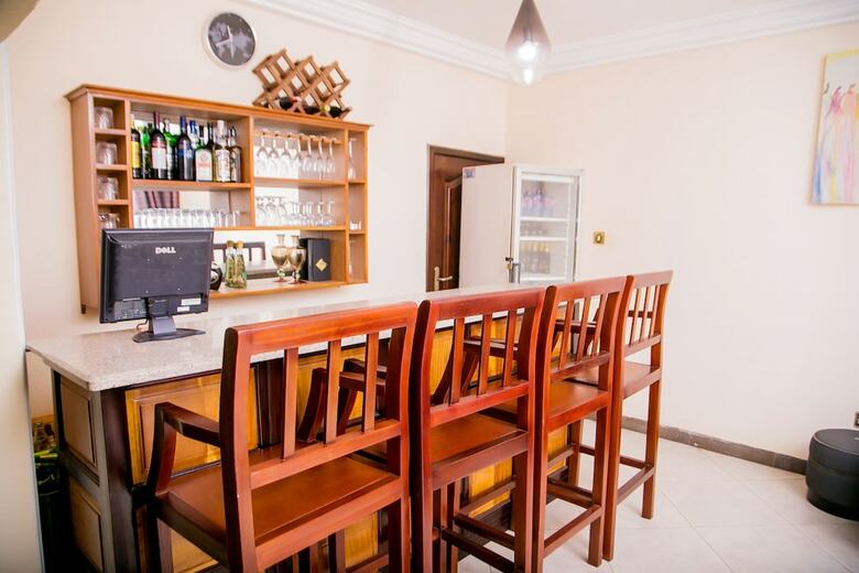 Eden Vale Hotel & Executive Training Cen