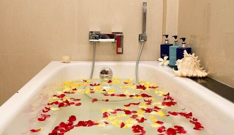 Hotel Azura Beach Resort