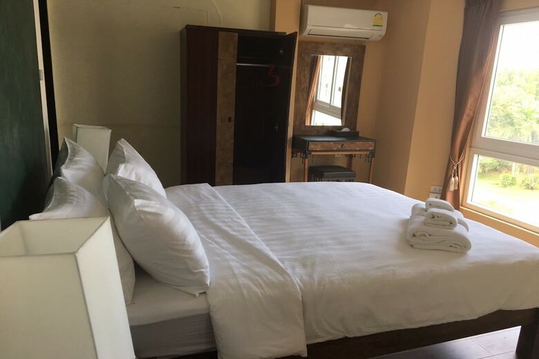 Hotel Arcadia Maephim Serviced Apartment